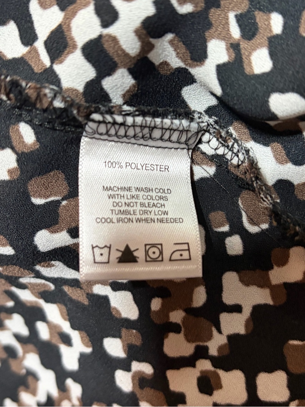 Foxcroft Black White Brown Abstract Button-Up Blouse - Picture 5 of 6